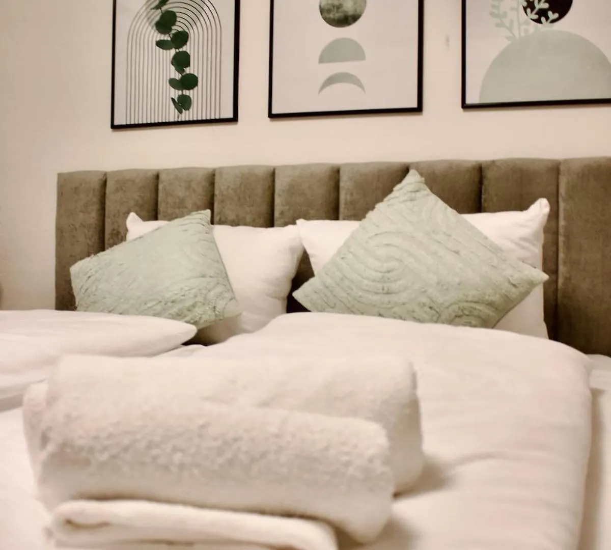 شقة Cozy Voyage - Stylish 135M2 For Up To 9 People In Kudamm برلين 0*,  ألمانيا
